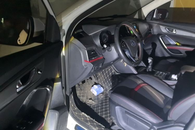 Used CHANGAN CS55 2017 1.5T Manual Colorful Edition