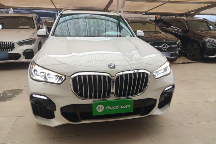 Used BMW X5 2019 xDrive40i M Sport Package Front