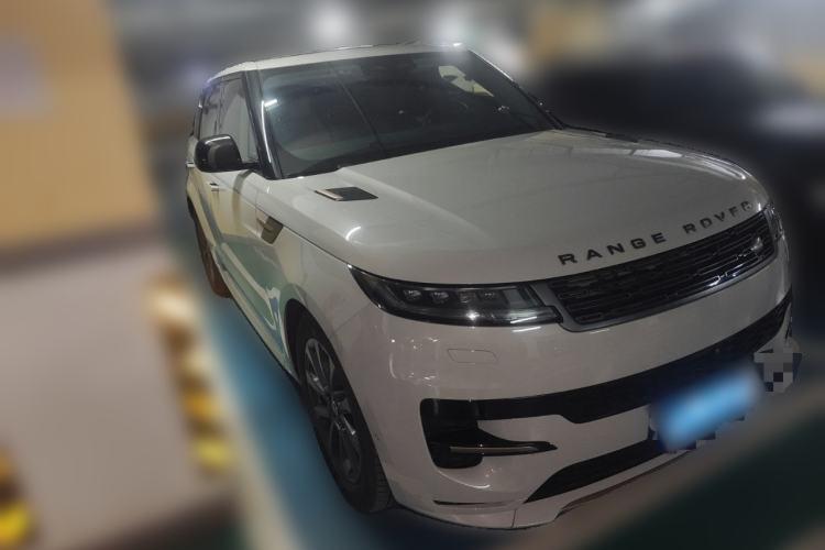 Used Land Rover Range Sport 2024 400PS Dynamic SE Front Right 45 Deg