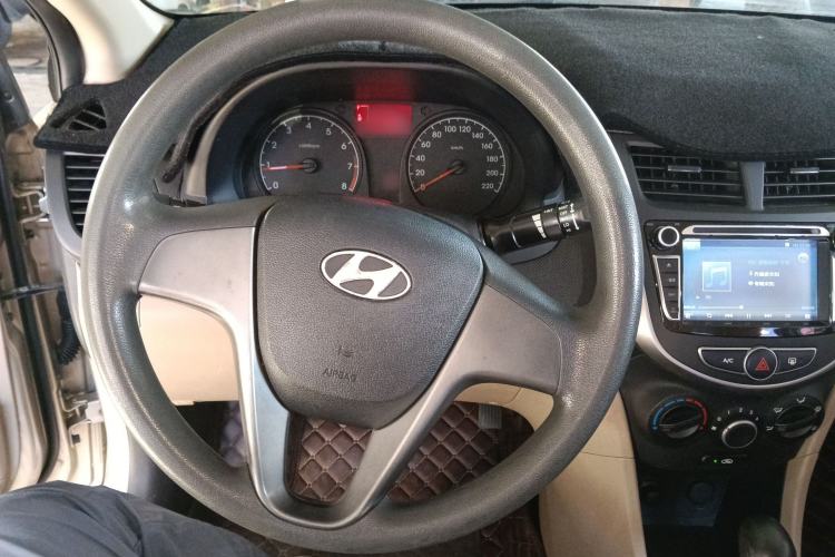 Used Hyundai Verna (older generation) 2014 1.4L Automatic Smart GLS