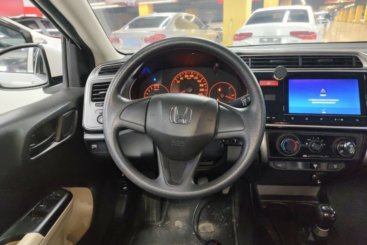 Used Honda Greiz 2016 1.5L Manual Classic Edition