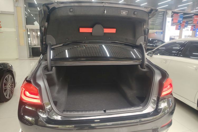 Used BMW 5 Series 2020 530Li Leading Edition Luxury Package Trunk