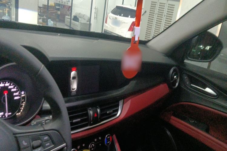 Used Alfa Romeo Stelvio 2017 2.0T 200HP Luxury Edition