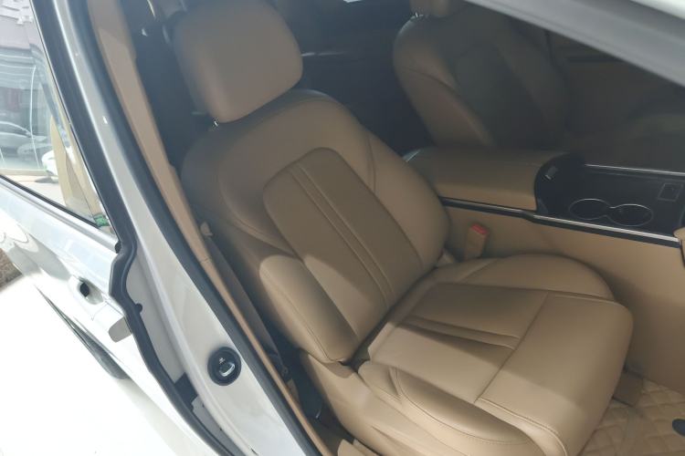 Used Buick GL8 2021 ES Land Cruiser 653T Luxury Edition
