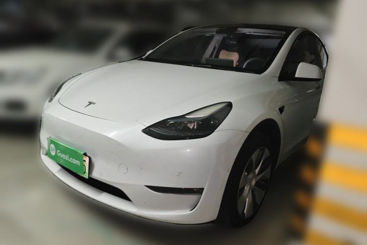 Used Tesla Model Y 2022 Long-Range All-Wheel-Drive Version
