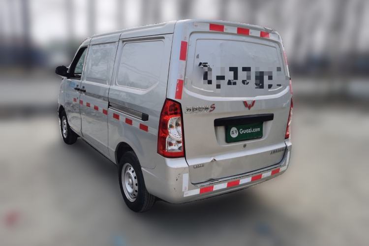 Used Wuling Rongguang S 2021 1.2L Base Model Window-Sealed 2-Seat LSI Car
