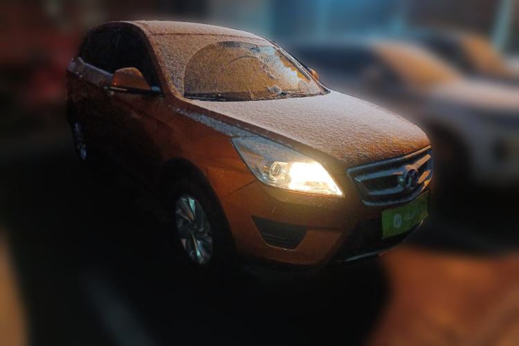 Used BAIC Senova X65 2015 2.0T manual Comfort trim level