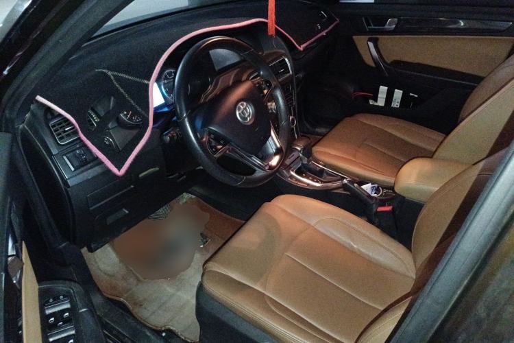 Used Brilliance V5 2016 1.5T Automatic Two-Wheel Drive Smart Version Driver Seat