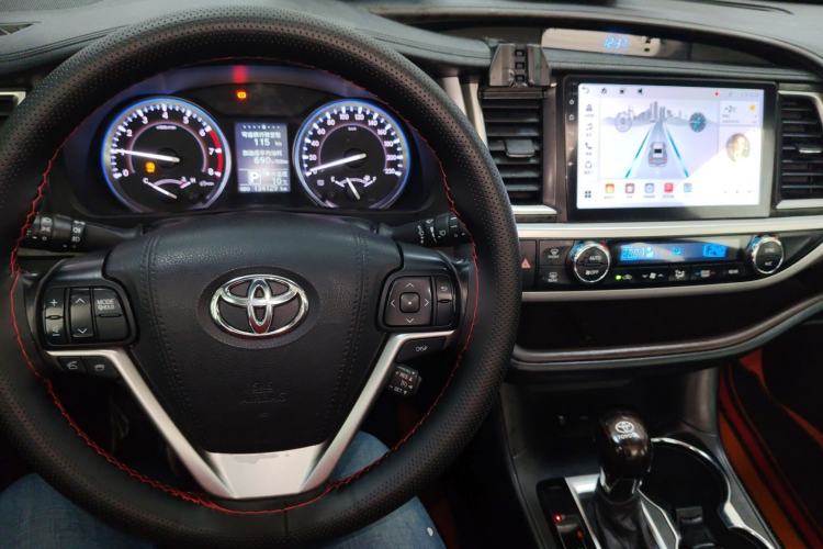 Used Toyota Highlander 2015 2.0T Four-Wheel Drive Luxury Edition 7-Seater