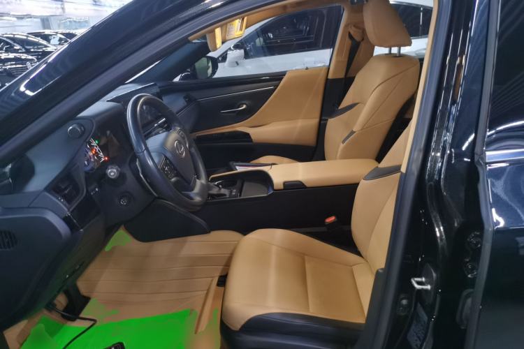 Used Lexus ES 2022 200 Excellence Edition