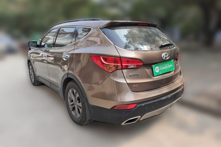 Used Hyundai Santa Fe 2013 2.4L Automatic Two-Wheel Drive Smart Version