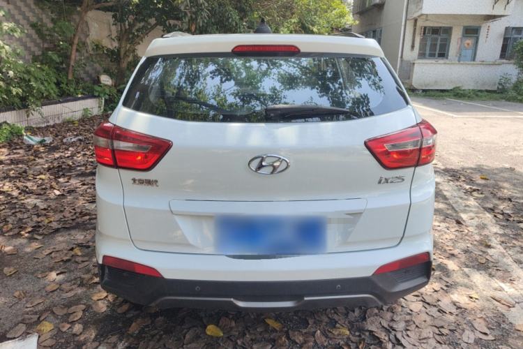 Used Hyundai ix25 2015 1.6L Automatic Two-Wheel Drive Smart GLS Trim Rear