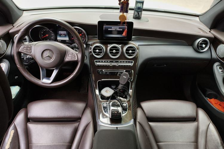 Used Mercedes-Benz GLC 2017 GLC 260 4MATIC Luxury Model