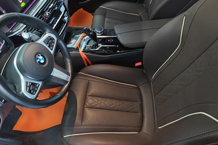 Used BMW 5 Series 2022 Restyled 530Li Leading Edition M Sport Package
