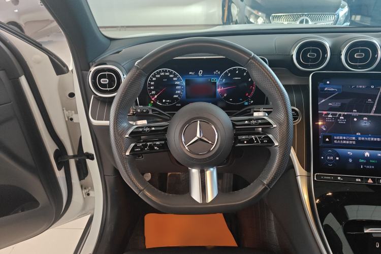 Used Mercedes-Benz GLC 2023 GLC 260 L 4MATIC Luxury Model 5 Seats