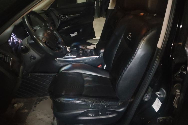 Used Infiniti M Series 2011 M25 Luxury Model Left Front Seat