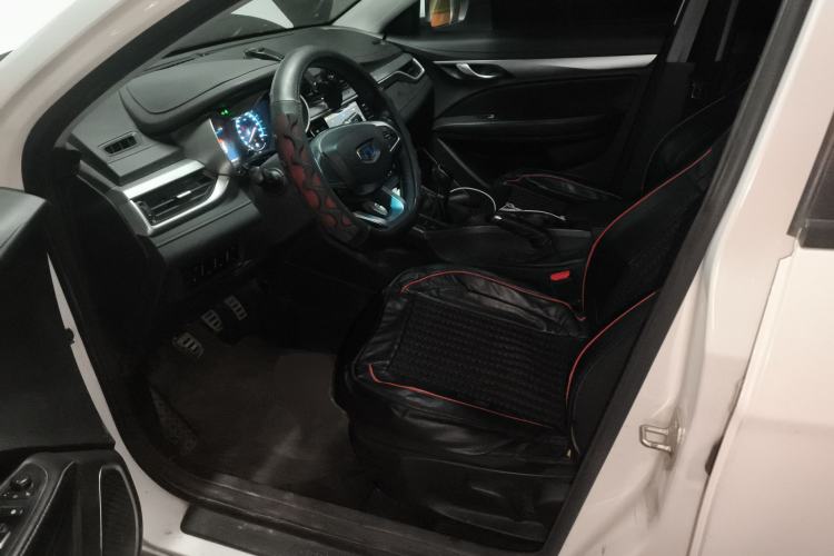 Used Geely Auto Vision S1 2019 Upgraded Model 1.5L Manual Elite Version Left Front Seat