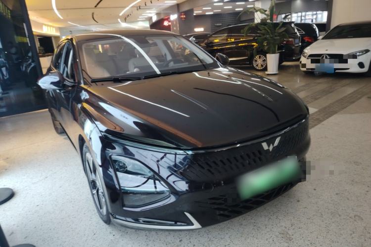 Used Wuling Xingguang 2023 150 Advanced Edition Front Right 45 Deg