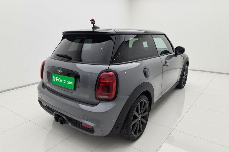Used MINI 2021 2.0T COOPER S Classic Edition Rear Right 45 Deg
