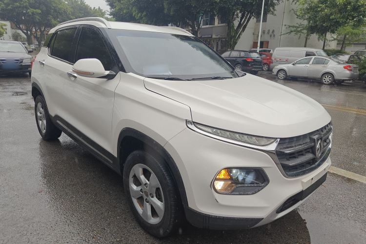 Used Baojun 510 2017 1.5L Automatic Fashion Model Front Right 45 Deg