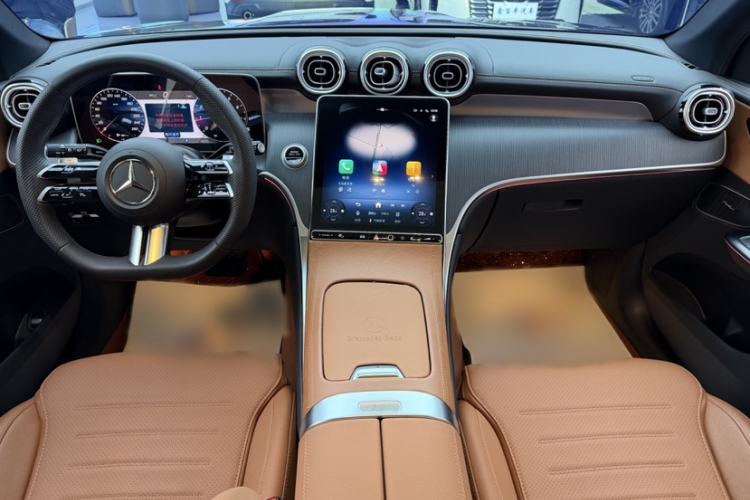 Used Mercedes-Benz GLC 2025 GLC 260 L 4MATIC Luxury Model