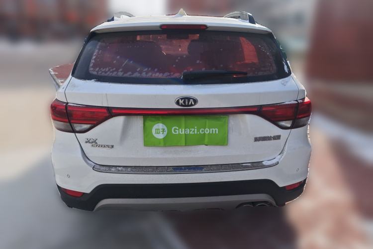 Used Kia KX Cross 2017 1.4L MT GLS
