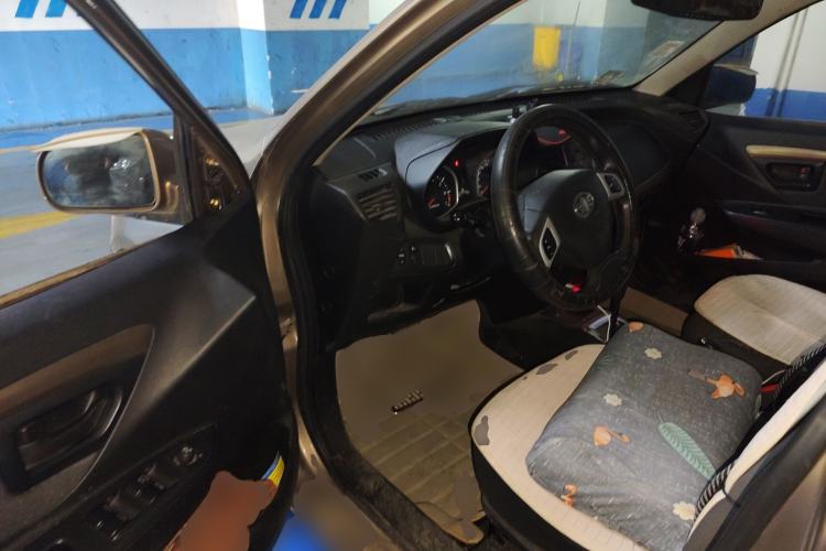 Used FAW Xiali N7 2015 1.3L Automatic Luxury Model Driver Seat