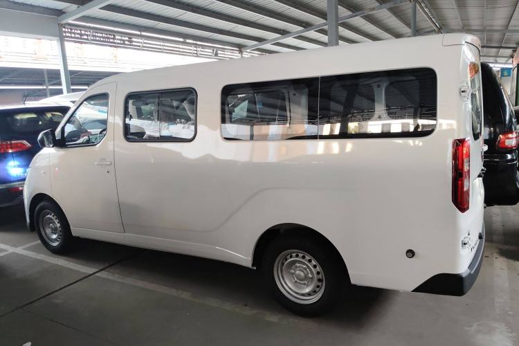 Used Wuling Yangguang 2025 Model 400km Bus Edition—Comfort Edition