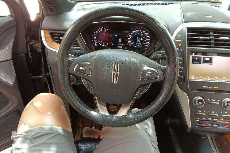 Used Lincoln MKC 2017 2.0T Four-Wheel Drive Prestige Edition