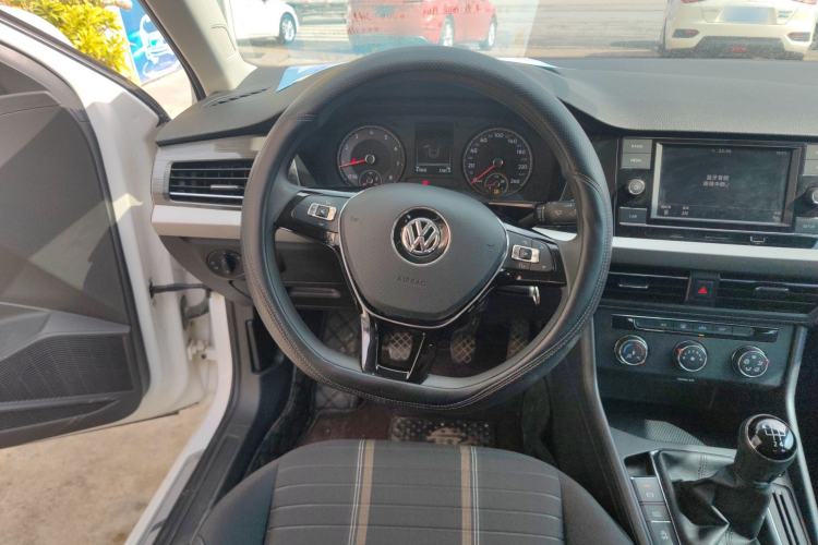 Used Volkswagen Lavida 2019 1.5L Manual Comfort Edition China VI Standard