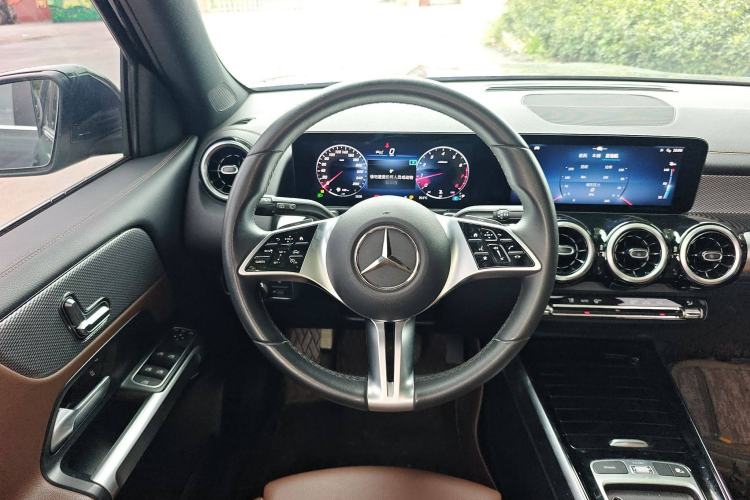 Used Mercedes-Benz GLB 2024 GLB 200 Fashion Model