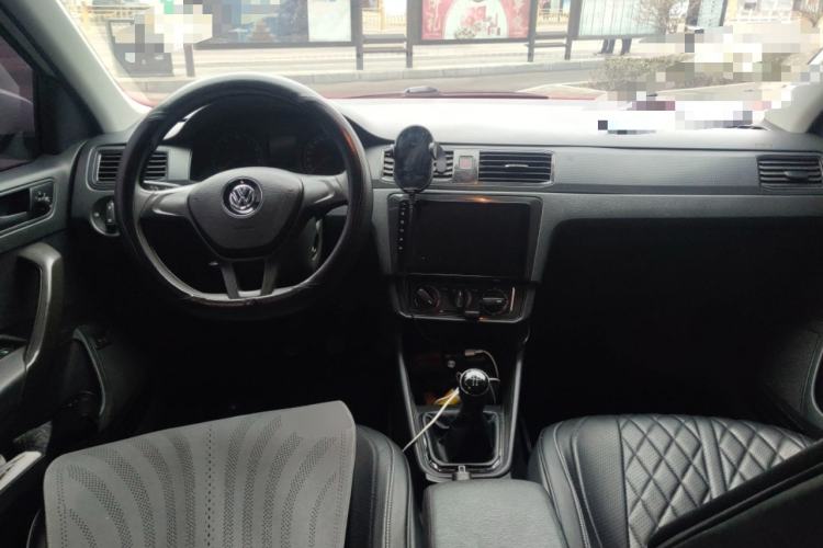 Used Volkswagen Santana 2016 1.6L Manual Fashion Edition