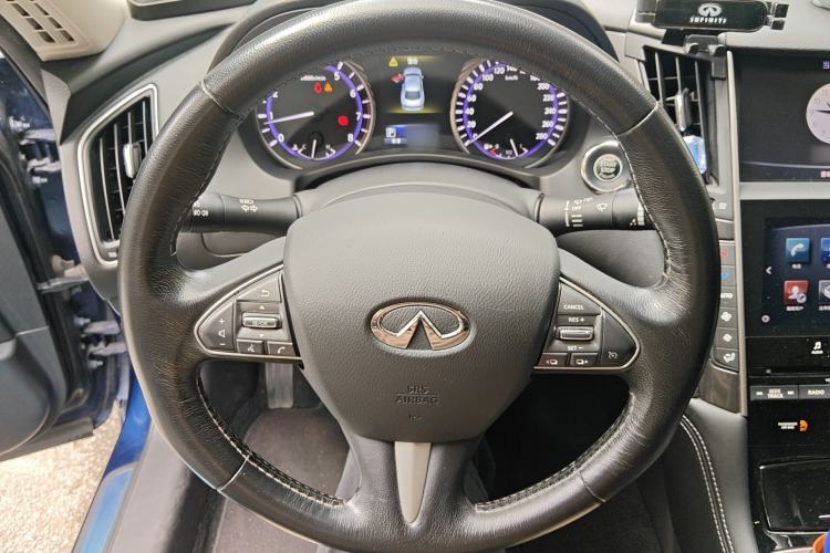 Used Infiniti Q50L 2016 2.0T Comfort Edition Steering Wheel