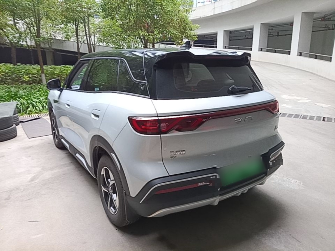 BYD Yuan UP 2024 401KM Leading Edition — снимка 4