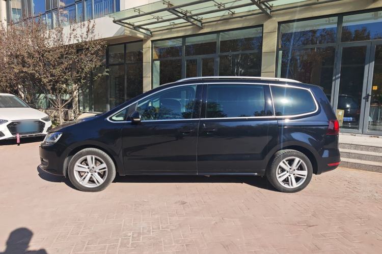 Used Volkswagen Sharan 2018 380TSI Comfort Edition 7-Seater
