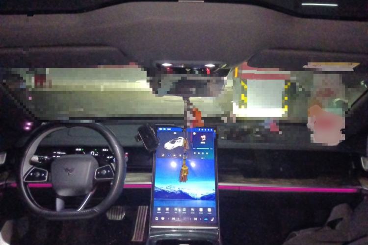 Used NETA S 2022 Extended-Range Version 1160 km Range Rear-Wheel-Drive Compact Edition Center Console