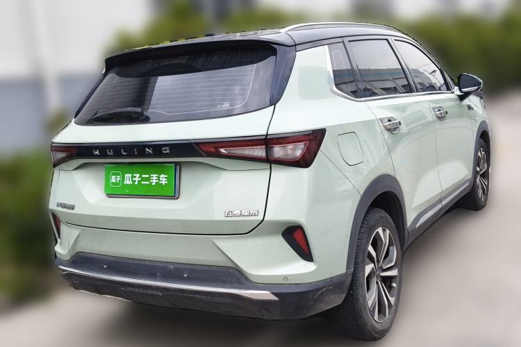 Used Wuling Asta 2021 1.5T CVT Starlight Edition Rear Right 45 Deg