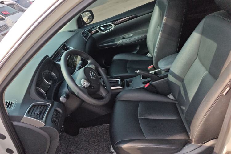 Used Nissan Sylphy 2022 Revised Version Classic 1.6XL CVT Luxury Edition Left Front Seat