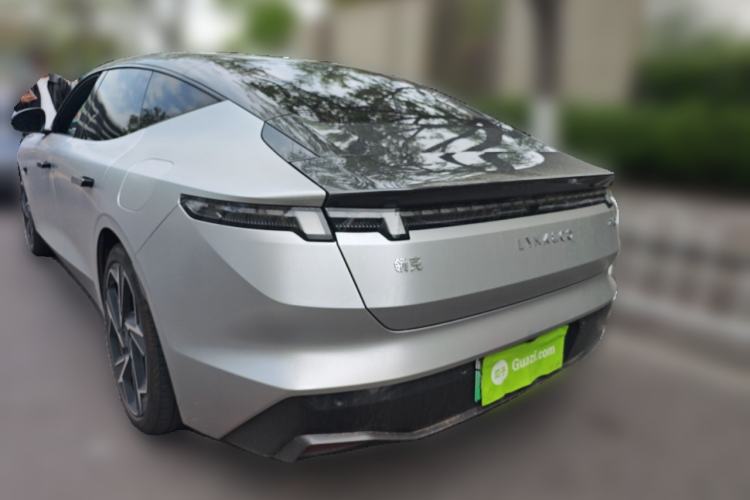 Used Lynk & Co Z10 2025 95 kWh 702 km All-Wheel-Drive Halo