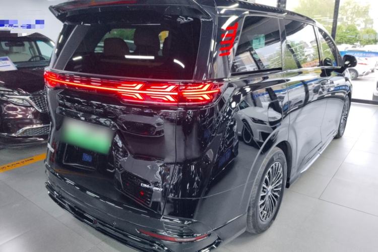 Used Denza D9 2024 DM-i 980 Four-Wheel Drive Prestige Model Rear Right 45 Deg