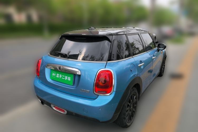 Used MINI 2015 1.5T COOPER Fun Five-Door Edition
