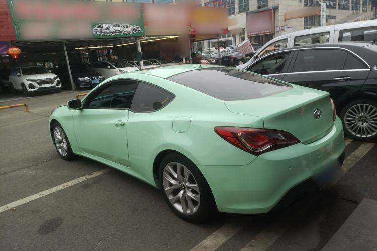 Used Hyundai Genesis Coupe 2012 2.0T Automatic Luxury Edition
