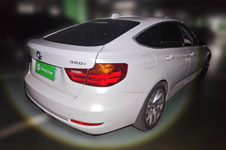 Used BMW 3 Series GT 2014 320i Design Package Model