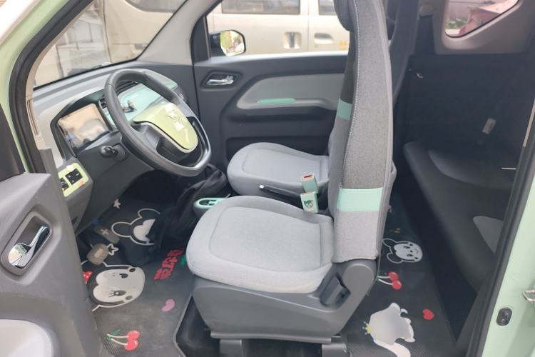 Used Wuling Hongguang MINIEV 2021 Macaron Premium Model – Lithium-NMC Left Front Seat