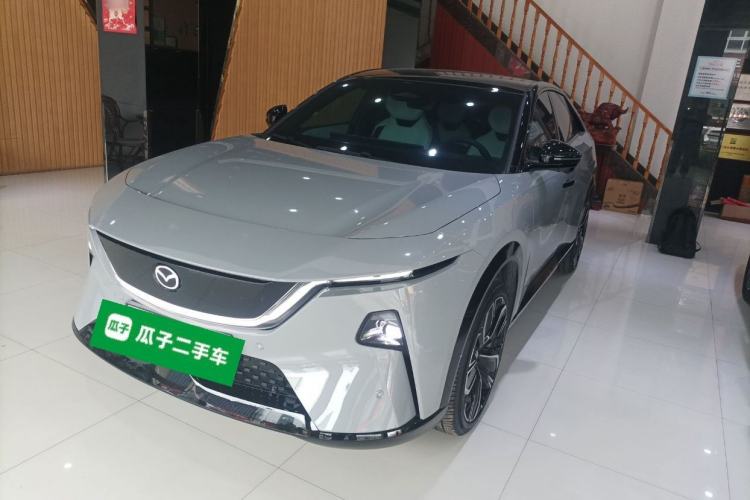 Used Mazda EZ-60 2025 Model Range-Extended 200 Max