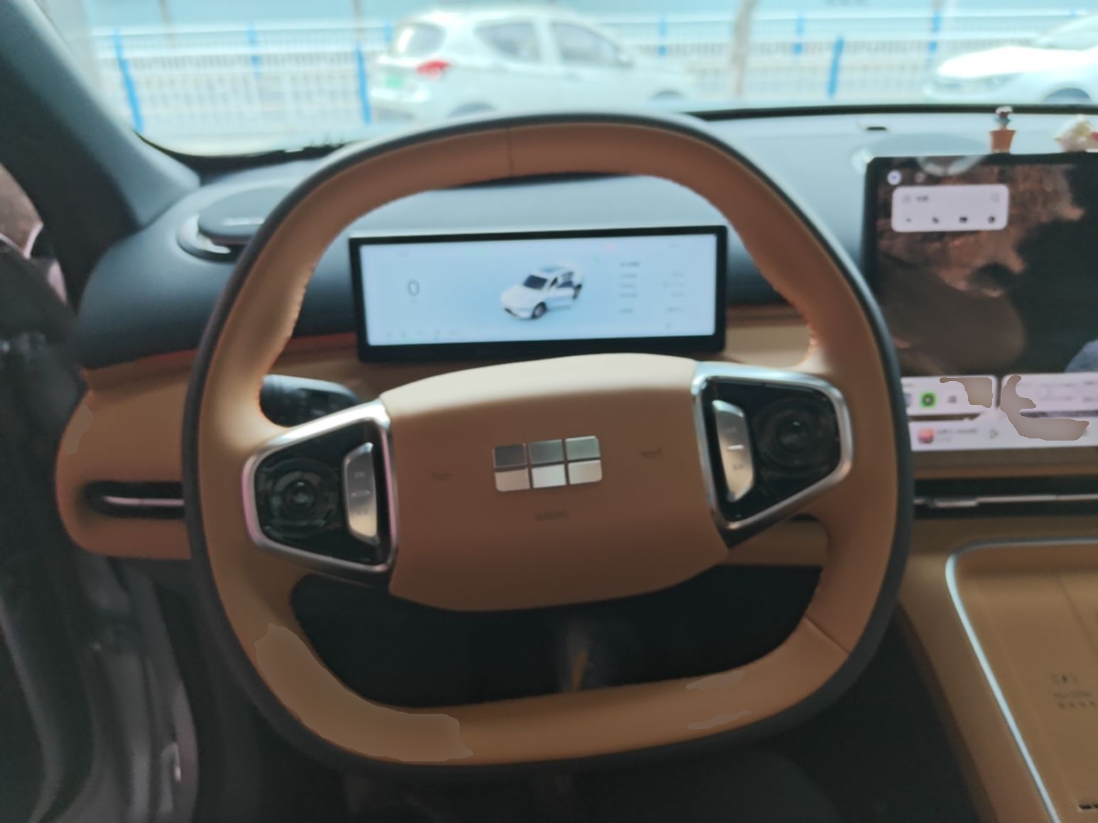 Geely Galaxy Xingjian 7 EM-i 2025 120km Navigator Edition — снимка 13