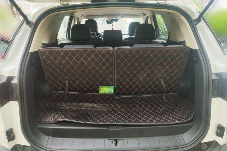 Used Dongfeng Fengon S560 2018 1.8L Manual Urban Model 7 Seats