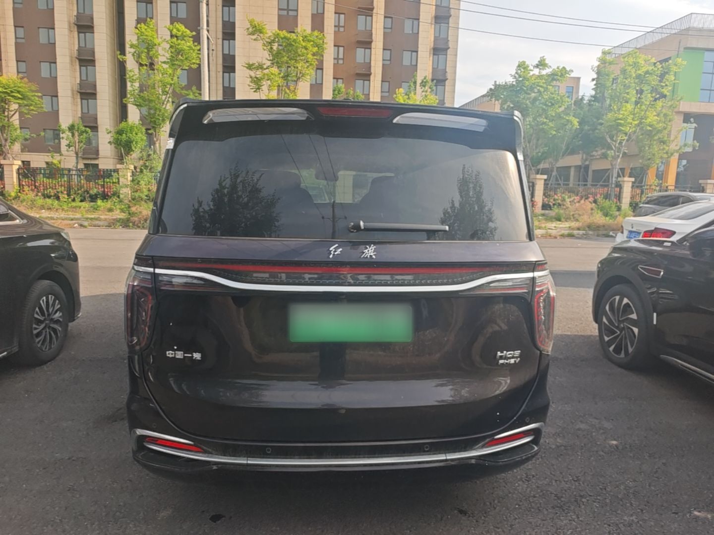Hongqi HQ9 PHEV 2024 2.0T Four-Wheel Drive Business Edition — снимка 5