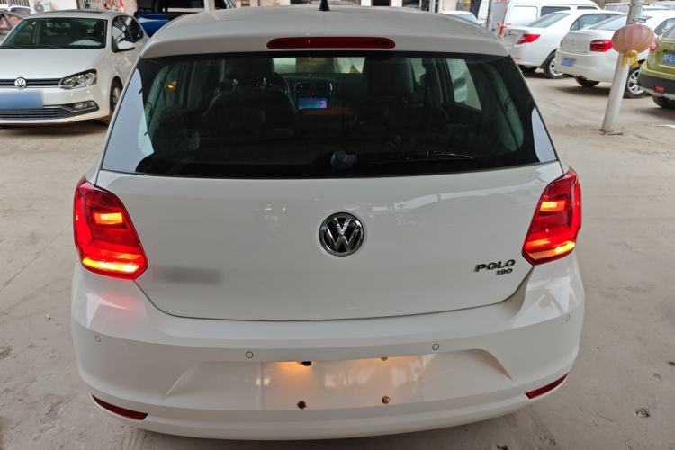 Used Volkswagen Polo 2016 1.6L Automatic Comfort Model