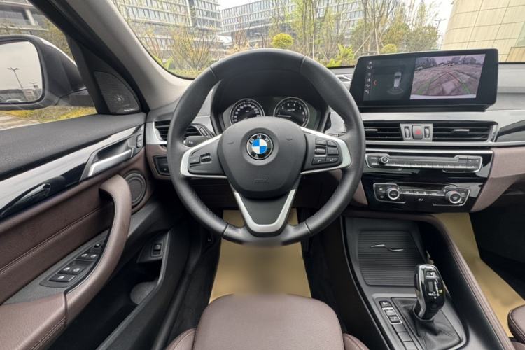 Used BMW X1 2020 sDrive25Li Leading Model
